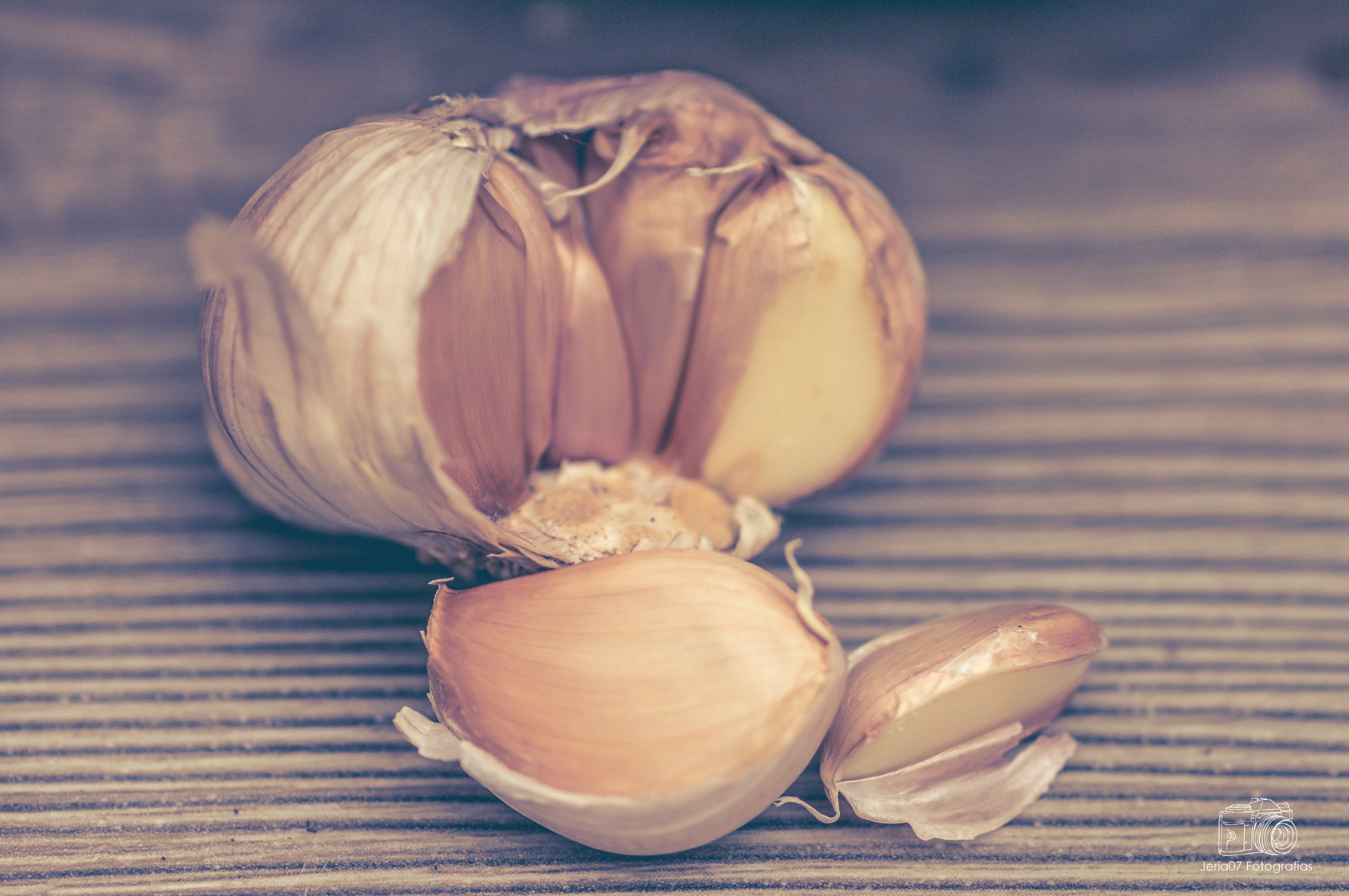 Sigma 50mm F1.4 EX DG HSM sample photo. Garlic photography