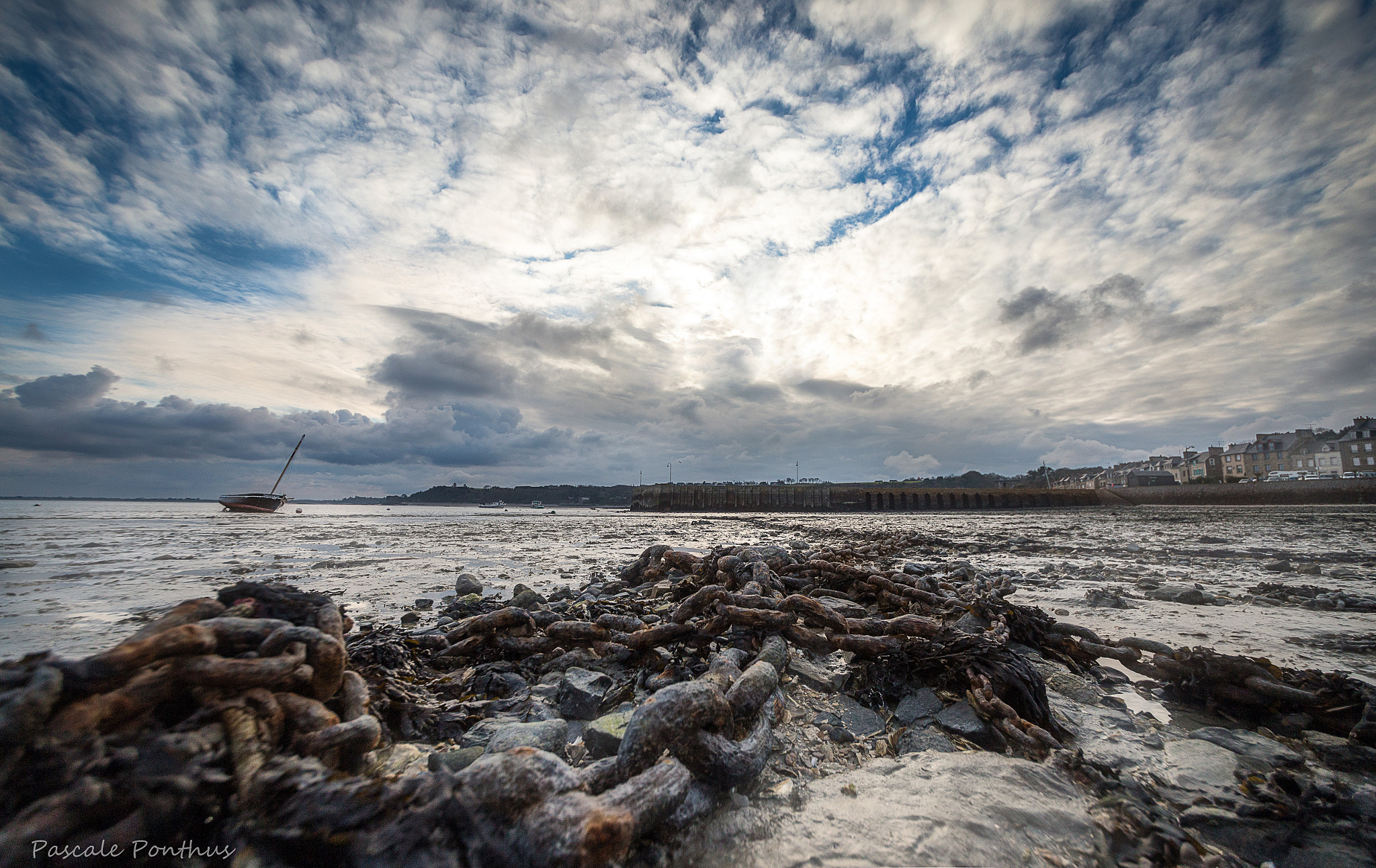 Sigma 10-20mm F3.5 EX DC HSM sample photo. Les chaines de cancale photography