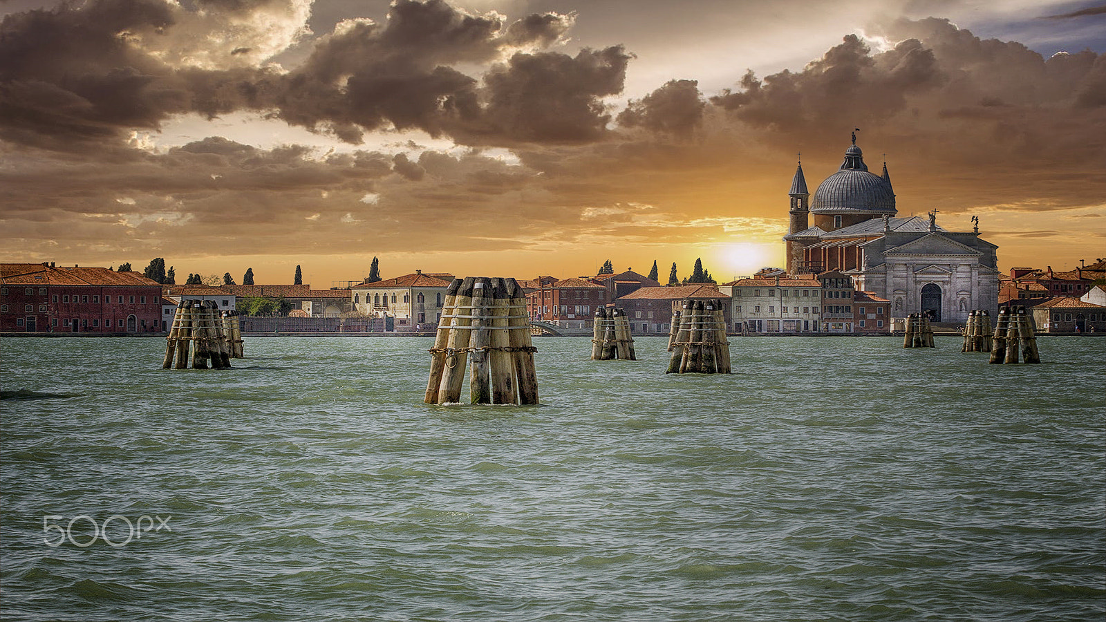Canon EF 75-300mm F4.0-5.6 IS USM sample photo. Chiesa del redentore | venezia photography