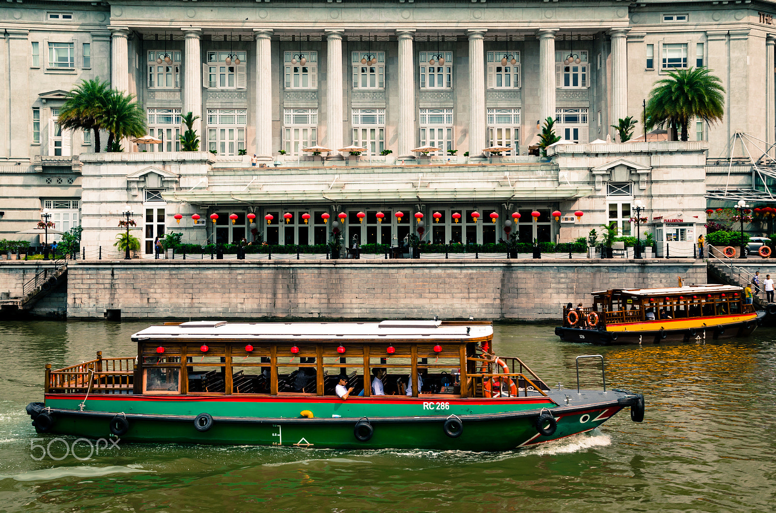 Nikon D7000 sample photo. The fullerton hotel. photography