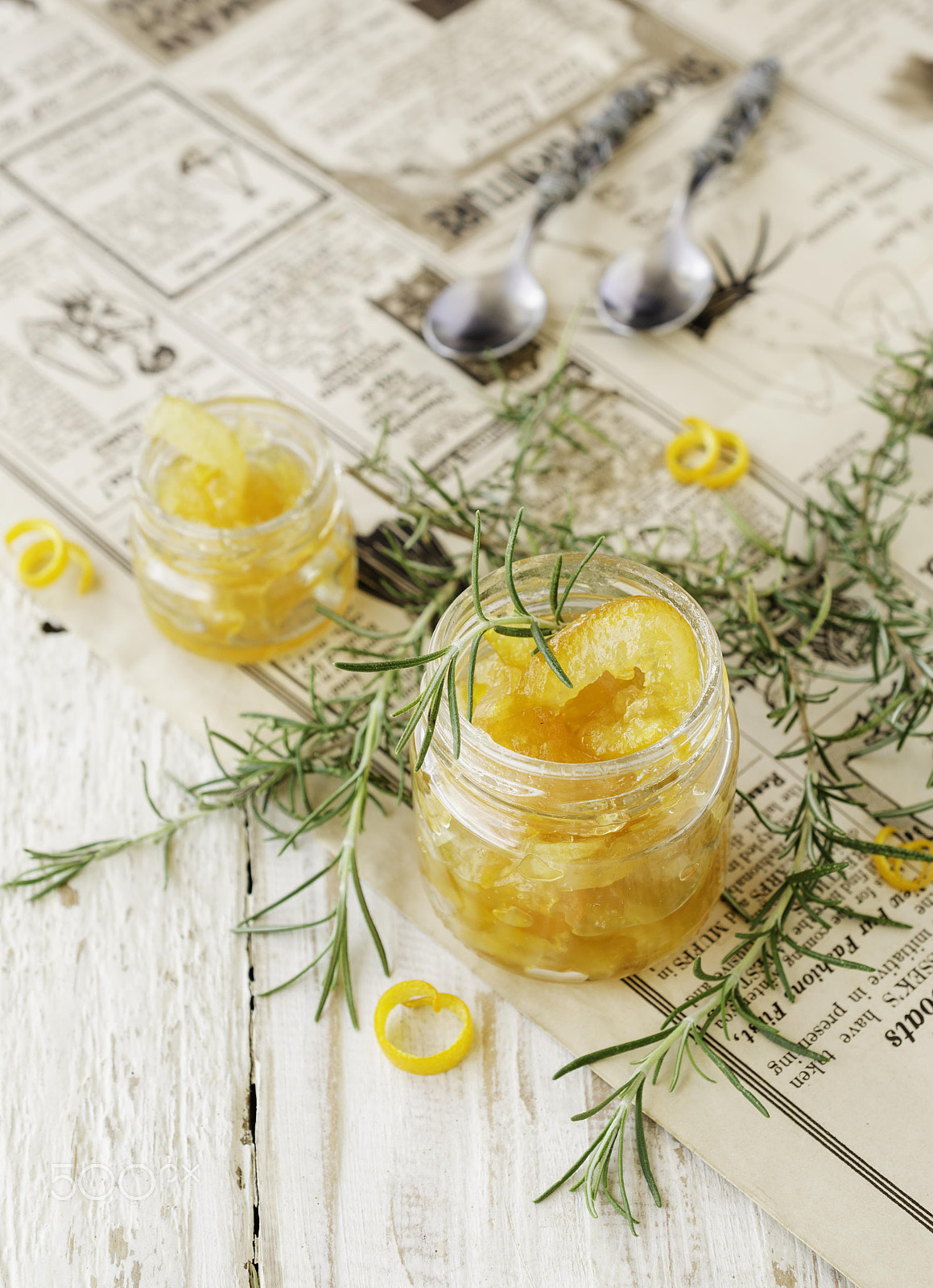 Nikon D7000 + Nikon AF-S DX Micro Nikkor 40mm F2.8 sample photo. Orange marmalade in small glass jars with rosemary, selective focus photography