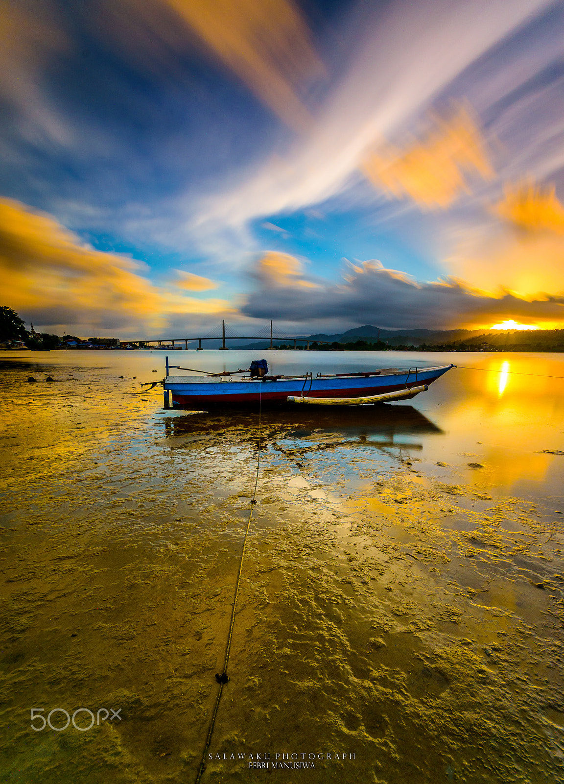Sigma 10-20mm F4-5.6 EX DC HSM sample photo. Blue amboina bay photography