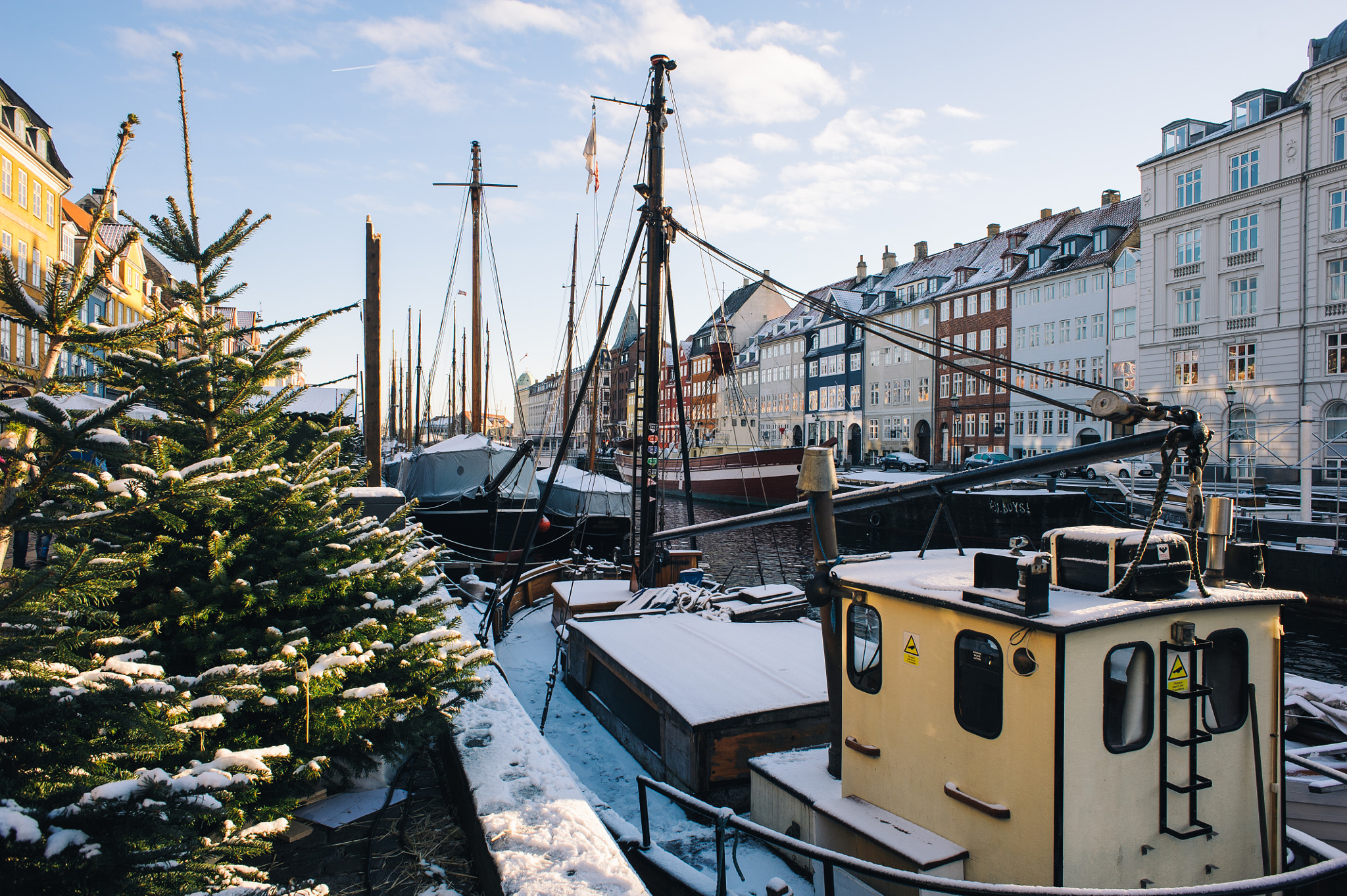 Nikon D700 sample photo. Winter in nyhavn photography