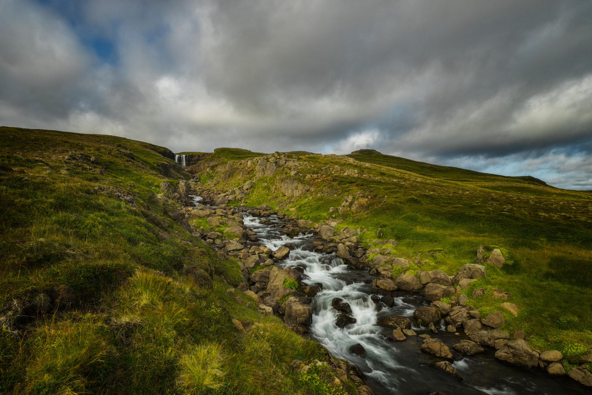 Sony a7R + Sony Vario-Sonnar T* 16-35mm F2.8 ZA SSM sample photo. Icelandic landscape photography