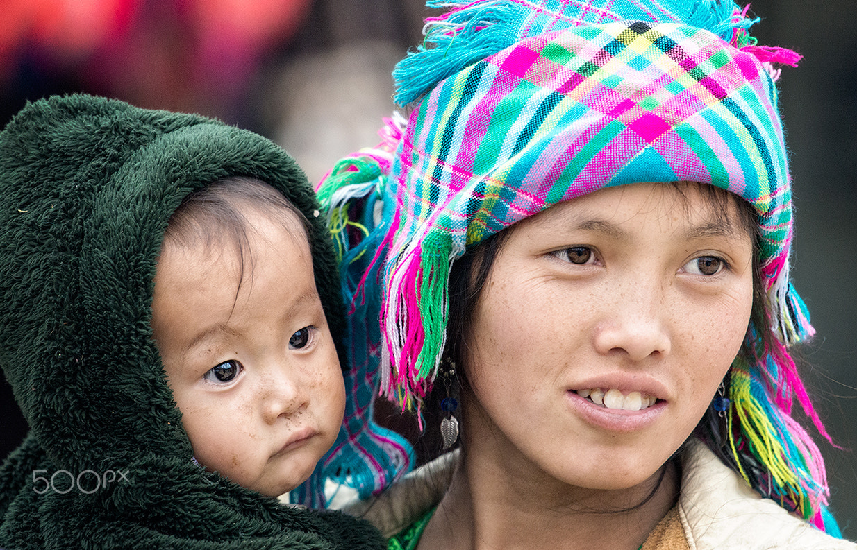 Nikon AF-S Nikkor 200-500mm F5.6E ED VR sample photo. Black h'mong minority - north vietnam photography