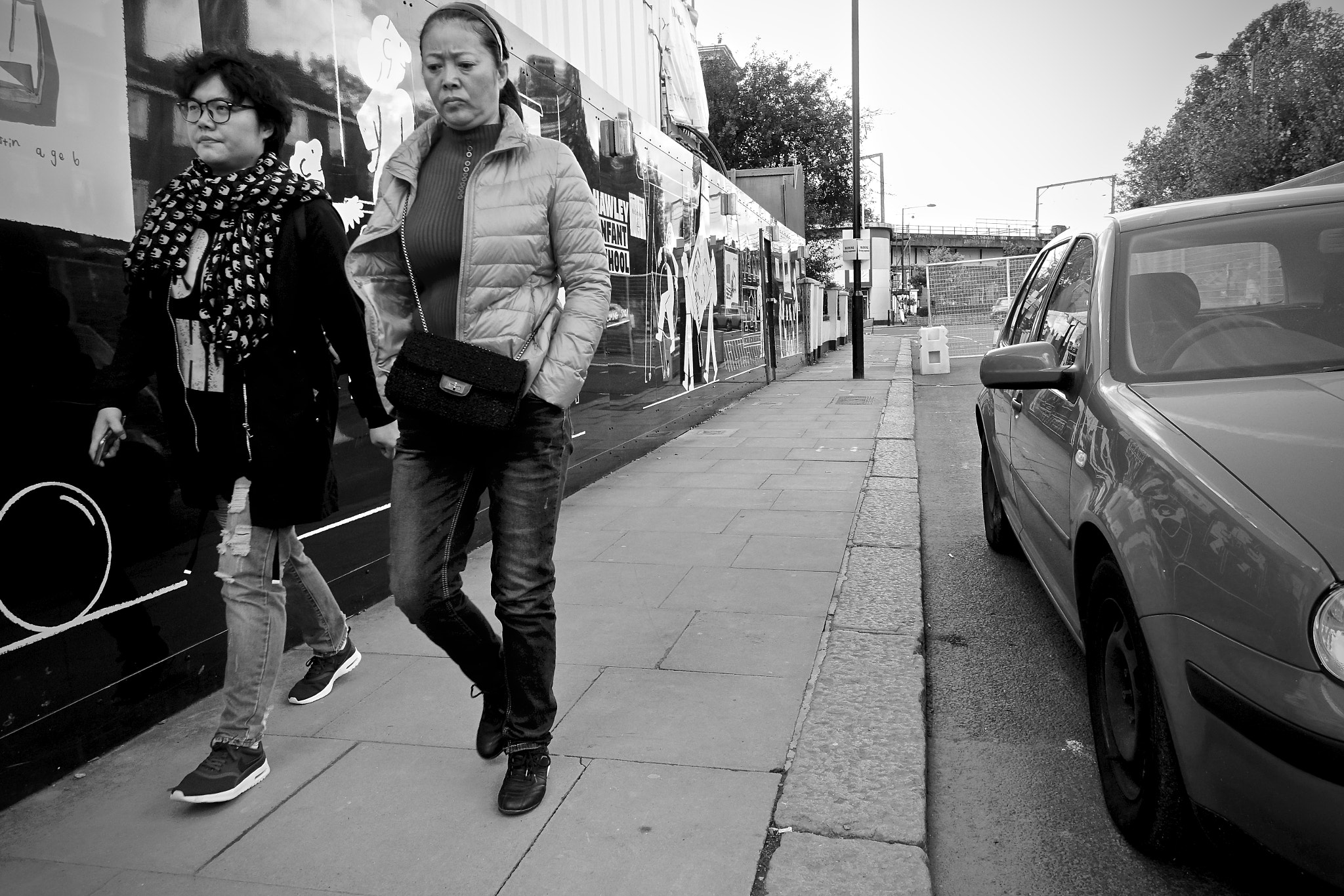 Sony Cyber-shot DSC-RX100 IV + Sony 24-70mm F1.8-2.8 sample photo. Kentish town, london, uk. photography