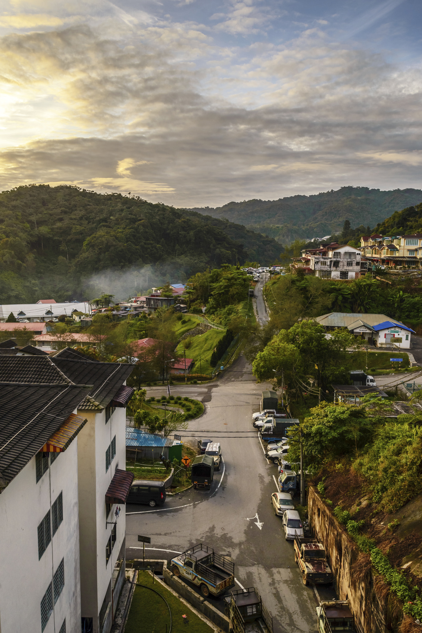 AF Zoom-Nikkor 28-80mm f/3.3-5.6G sample photo. Small village called tringkap photography