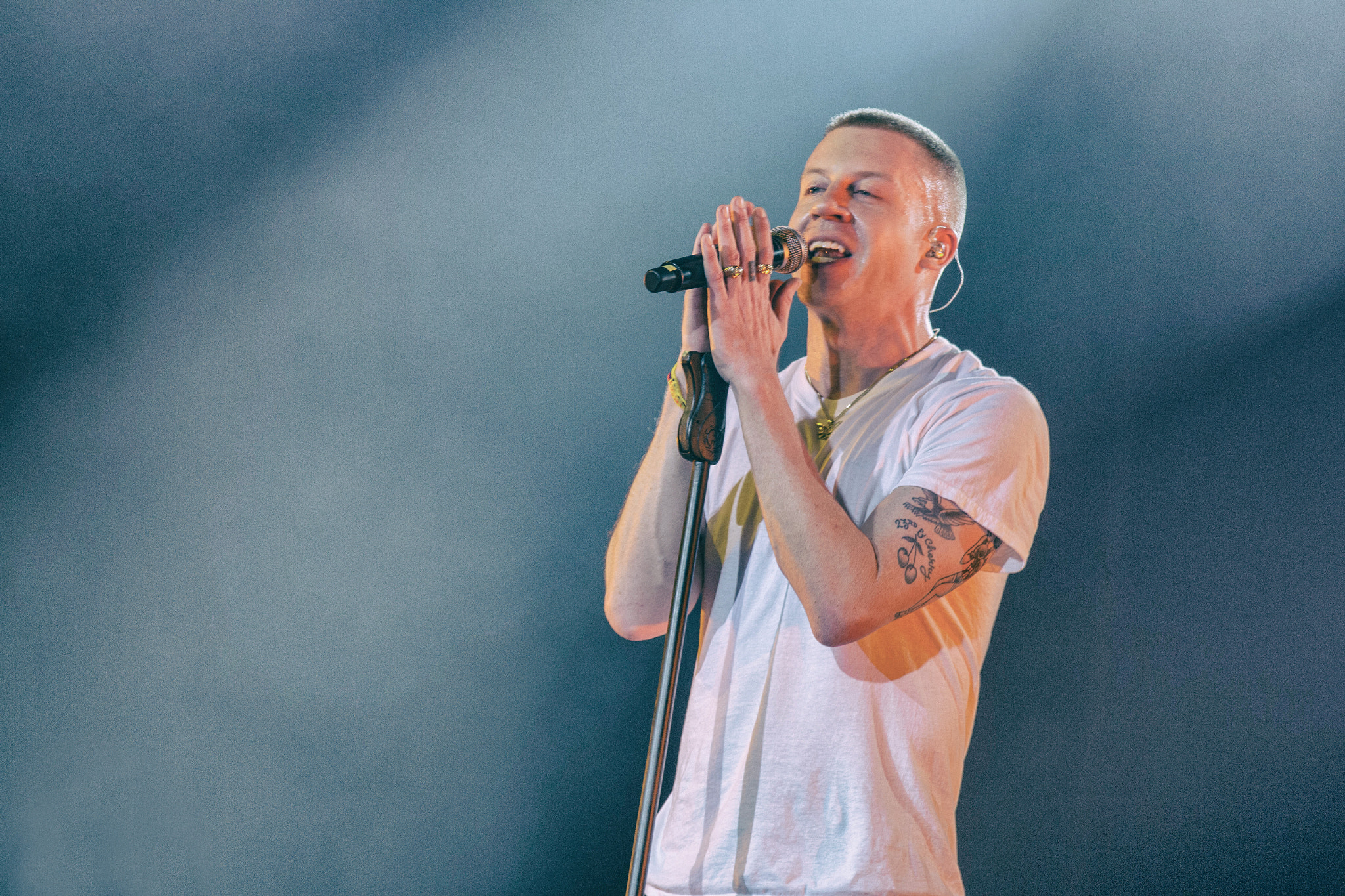 Canon EOS 7D + Sigma 70-200mm F2.8 EX DG OS HSM sample photo. Macklemore photography