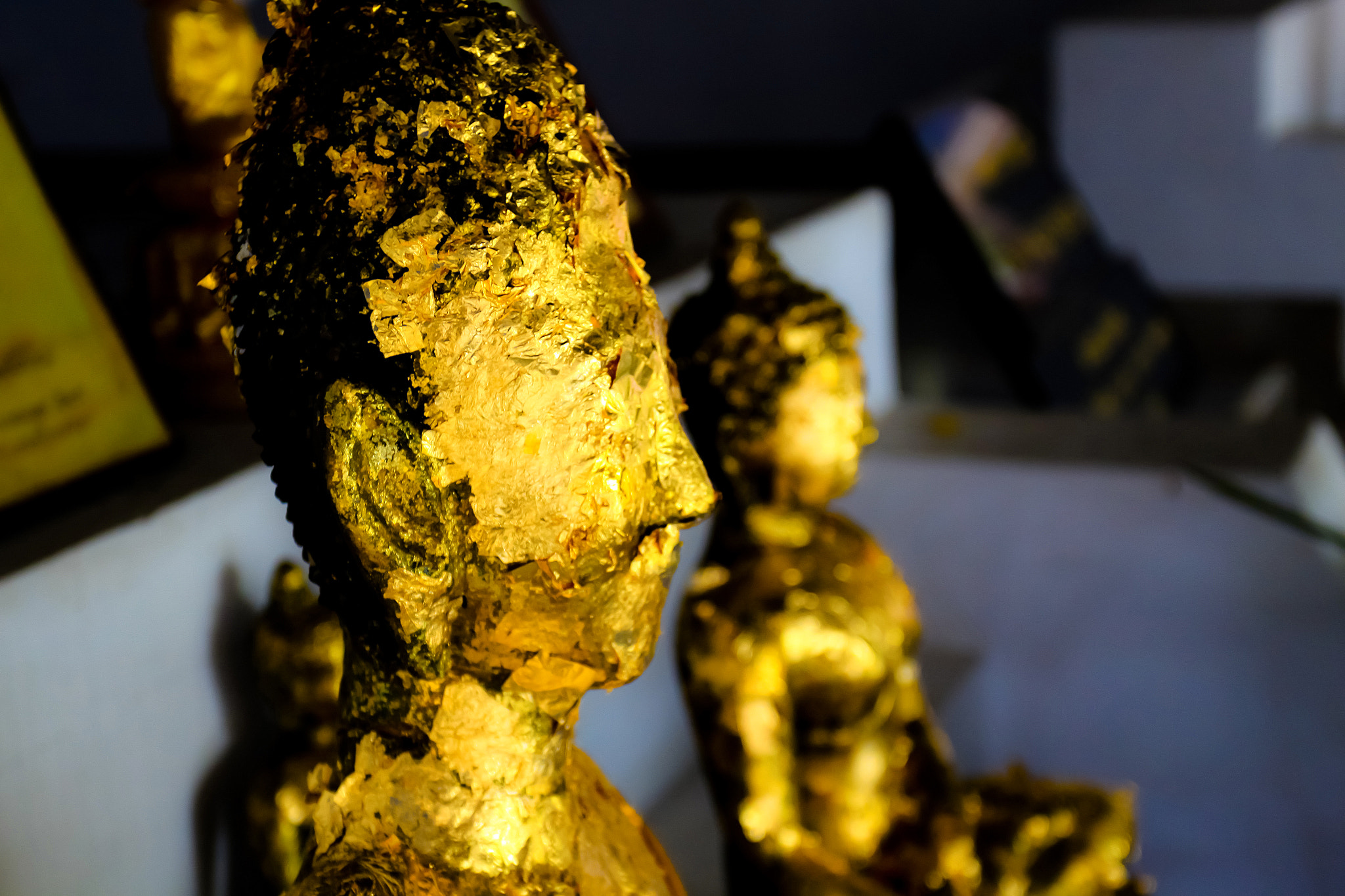Canon EOS 50D + Canon EF 17-40mm F4L USM sample photo. Architecture golden statue buddhism photography