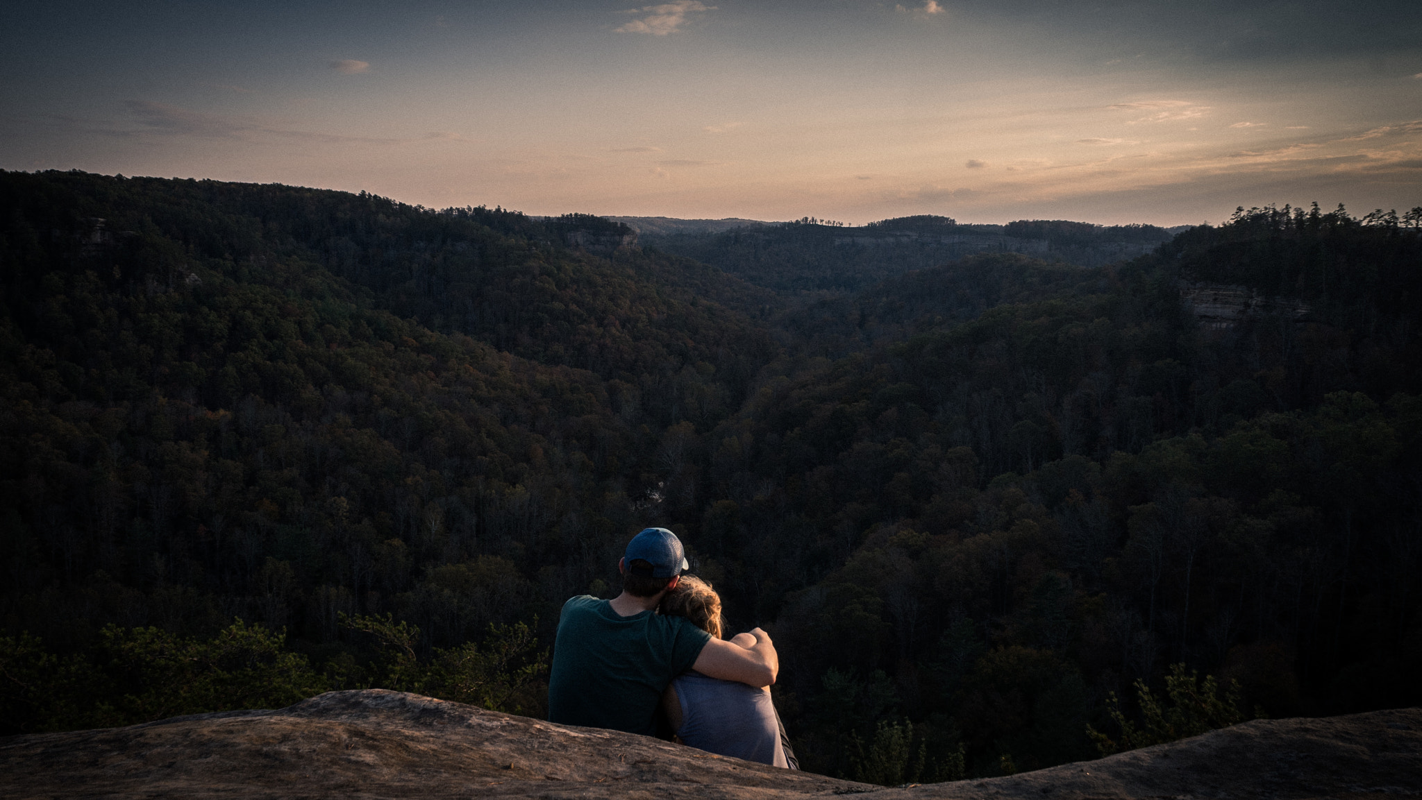 Sony a7 II + Sony E 18-55mm F3.5-5.6 OSS sample photo. Love in nature photography