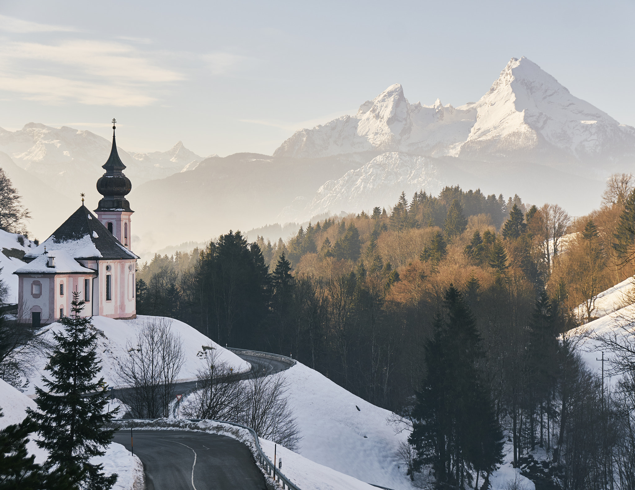 Sony DT 18-135mm F3.5-5.6 SAM sample photo. Morning glory in the bavarian alps photography