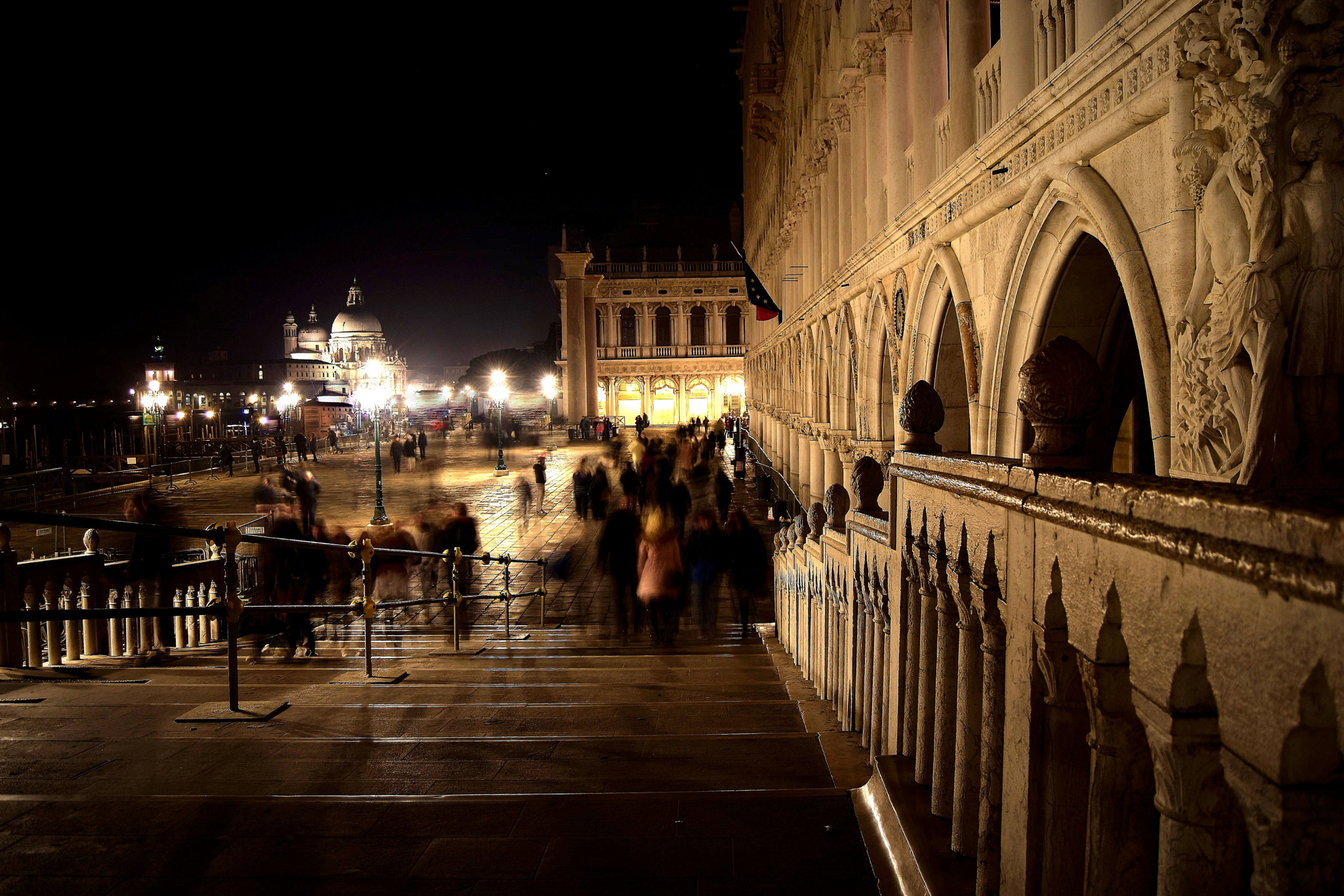 Nikon D5500 sample photo. Movement in the night photography