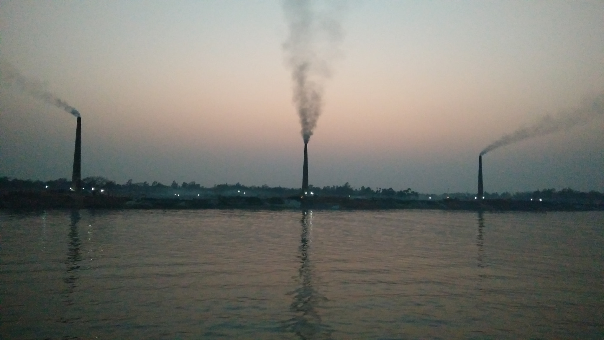 OnePlus ONE E1003 sample photo. Brick maker  photography