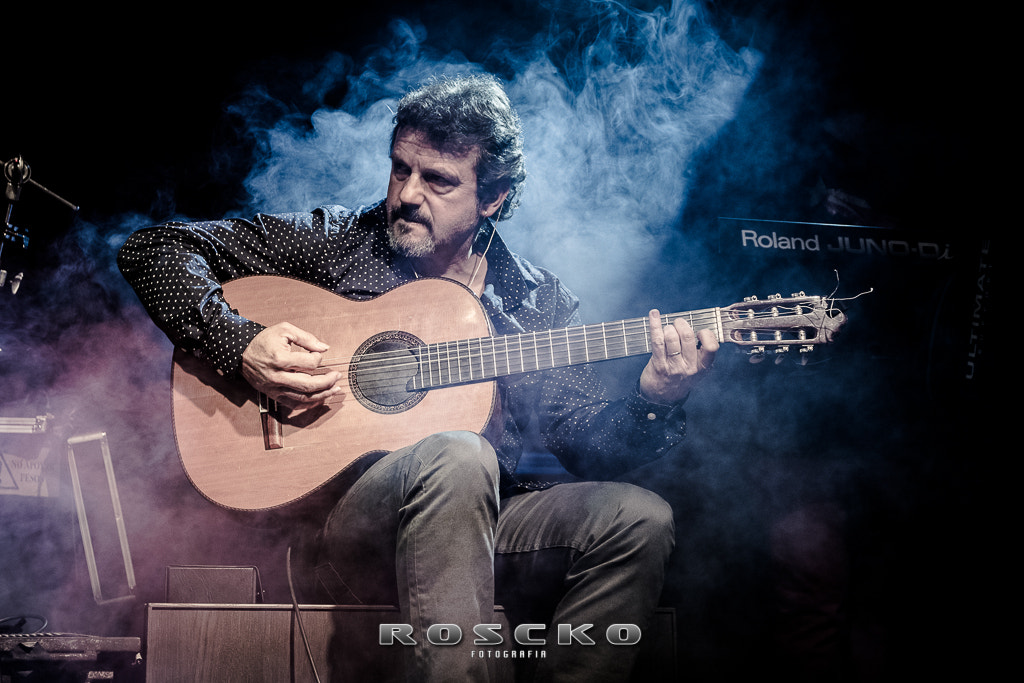 Sigma 17-70mm F2.8-4 DC Macro OS HSM | C sample photo. El ultimo tributo sala boveda de barcelona photography