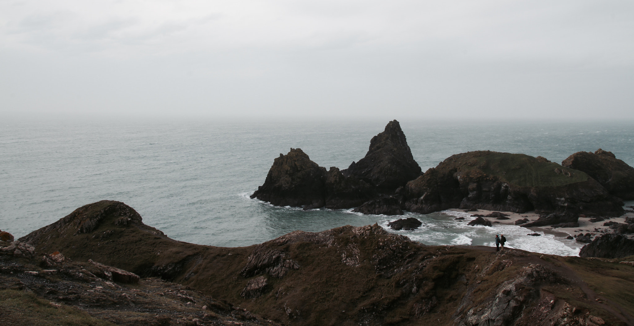 Sigma 18-250mm F3.5-6.3 DC OS HSM sample photo. Kynance cove photography