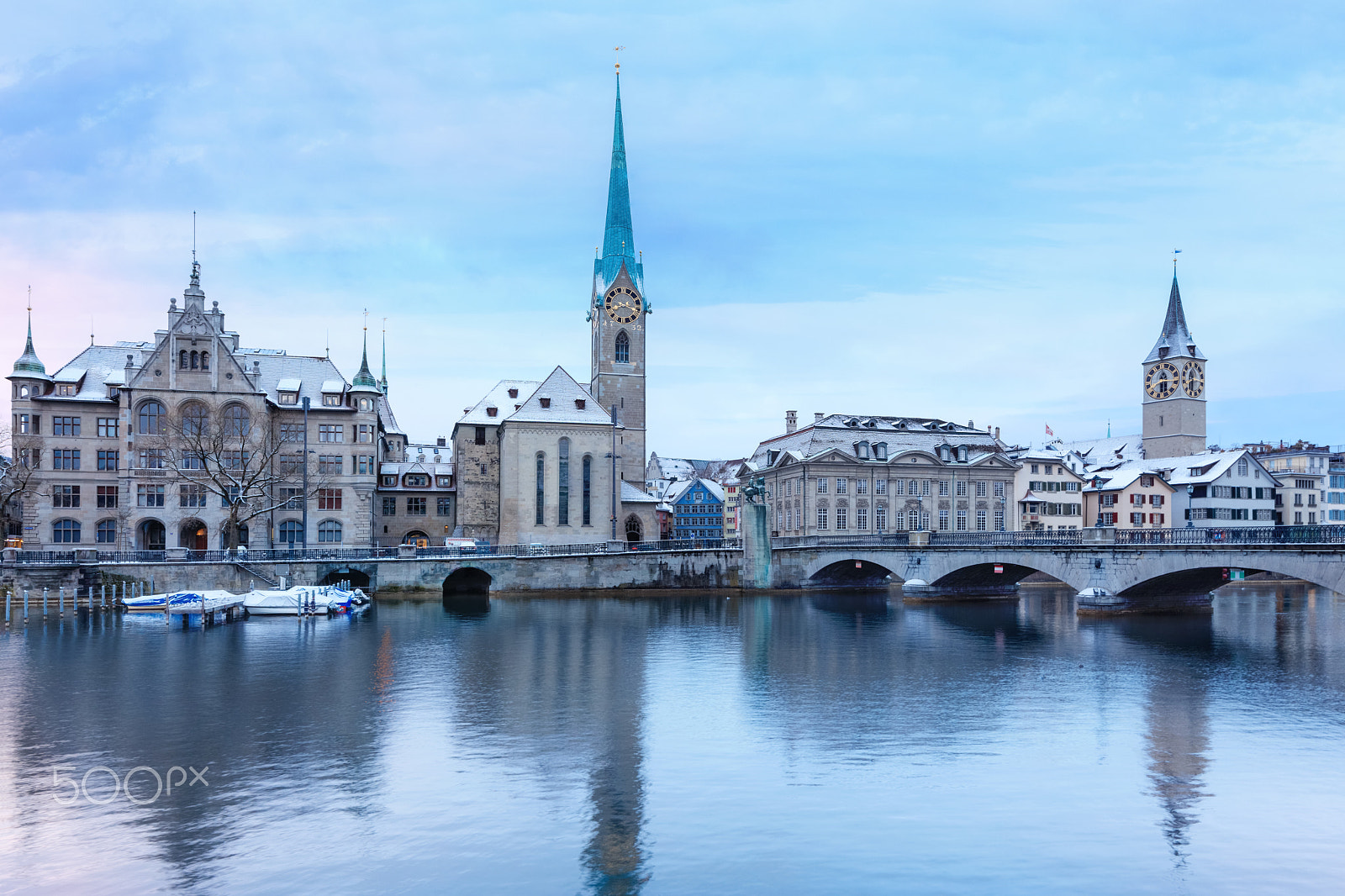 Canon TS-E 24.0mm f/3.5 L II sample photo. Old zurich town, view on river photography
