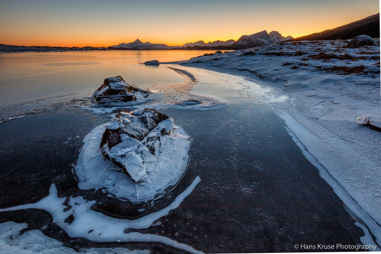 Canon EOS 5DS R + Canon EF 11-24mm F4L USM sample photo. At the frozen lake at sunset photography