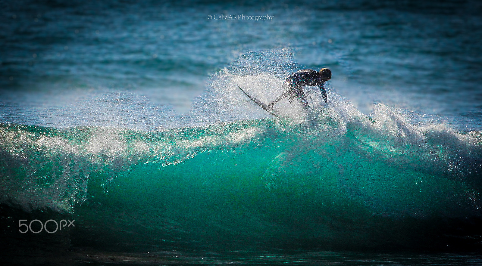 Canon EOS 600D (Rebel EOS T3i / EOS Kiss X5) + Canon EF 70-200mm F4L USM sample photo. Surf in tarifa photography