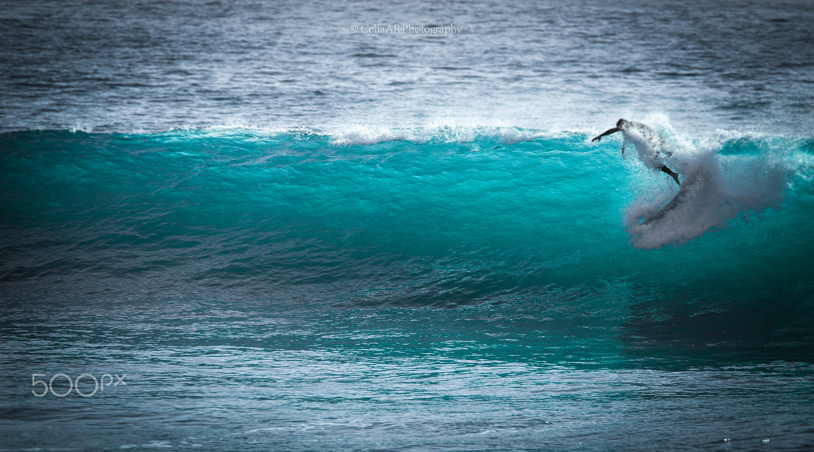 Canon EOS 600D (Rebel EOS T3i / EOS Kiss X5) + Canon EF 70-200mm F4L USM sample photo. Surf in tarifa photography