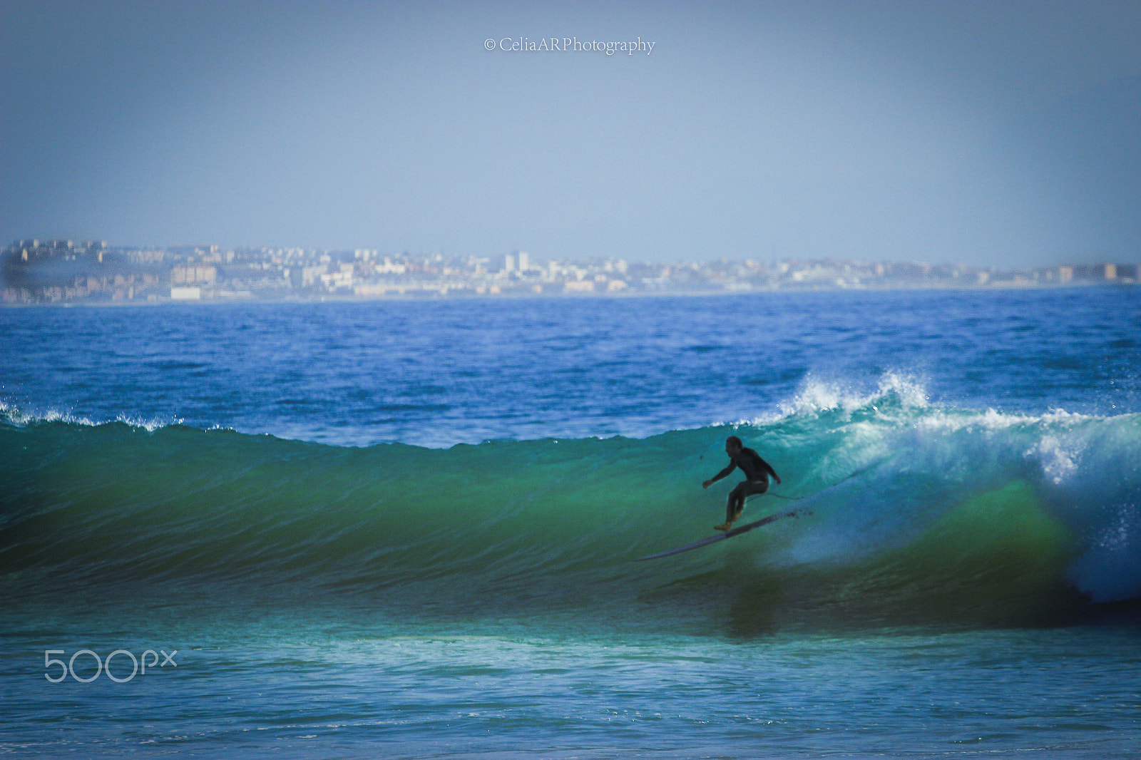 Canon EOS 600D (Rebel EOS T3i / EOS Kiss X5) + Canon EF 70-200mm F4L USM sample photo. Surf in tarifa photography