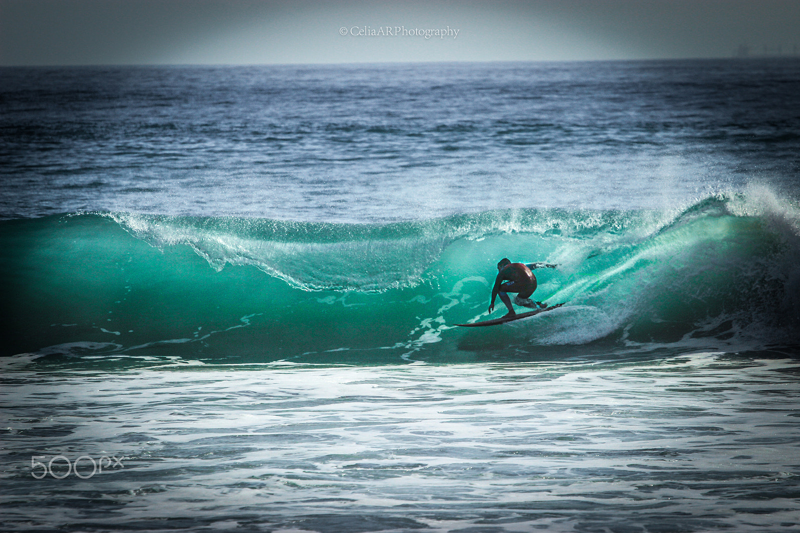 Canon EOS 600D (Rebel EOS T3i / EOS Kiss X5) + Canon EF 70-200mm F4L USM sample photo. Surf in tarifa photography