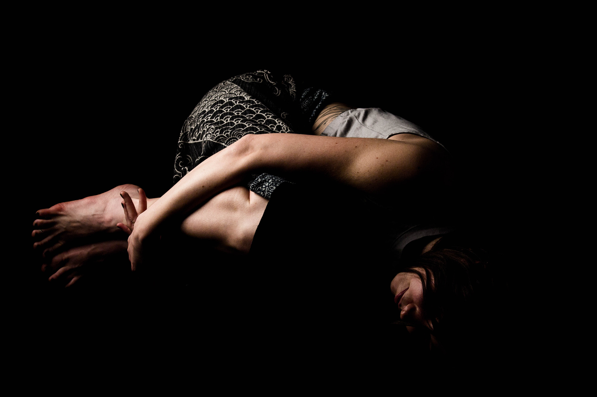 Canon EF-S 55-250mm F4-5.6 IS STM sample photo. Acting #vulnerable woman photography