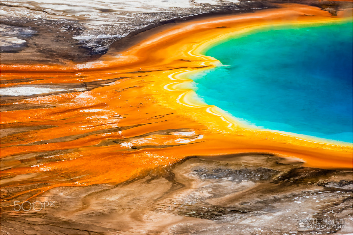 Sony SLT-A77 + Sony Vario-Sonnar T* DT 16-80mm F3.5-4.5 ZA sample photo. Grand prismatic spring photography