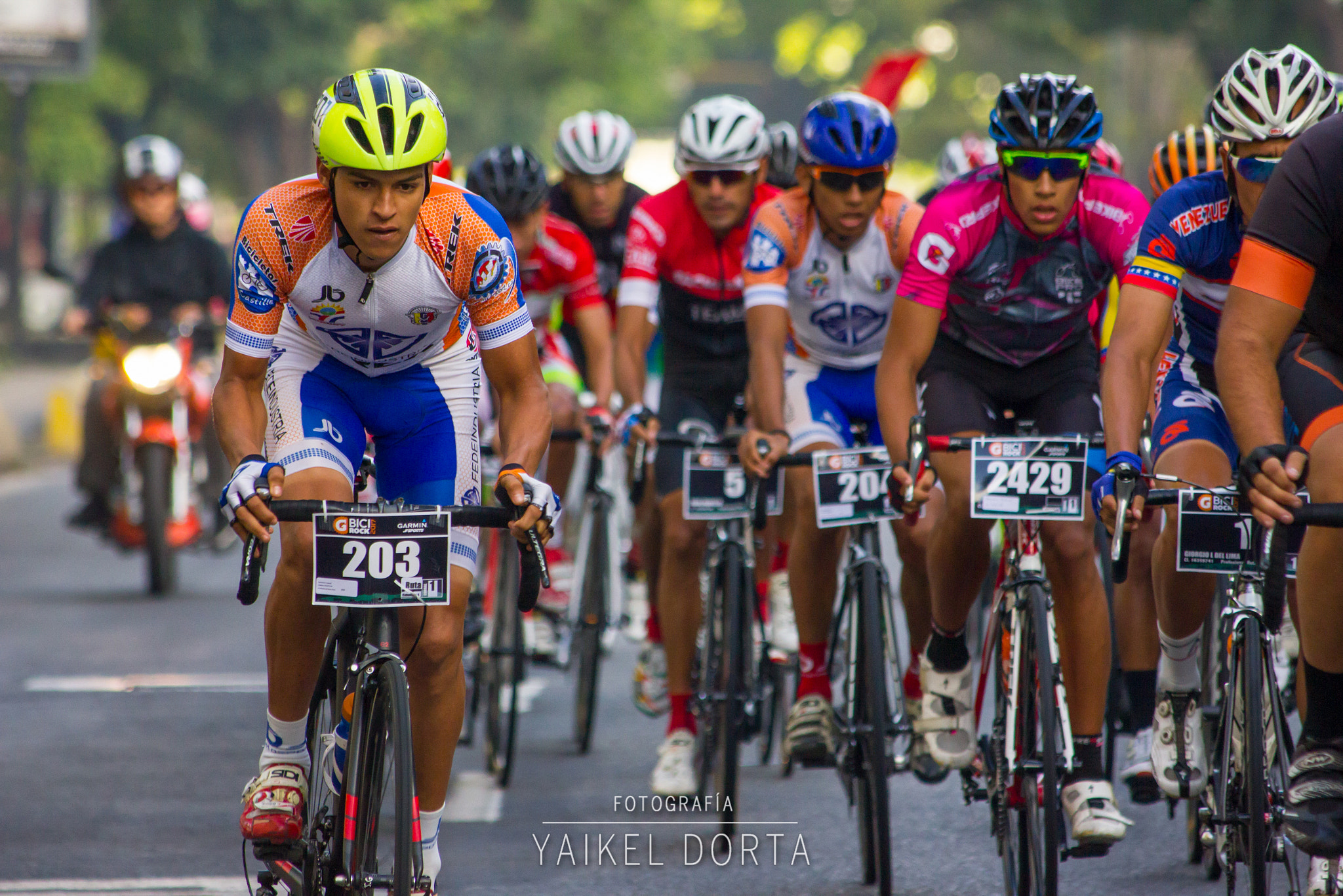 Canon EF 70-300mm F4-5.6 IS USM sample photo. Gatorade caracas bici rock 2017 photography