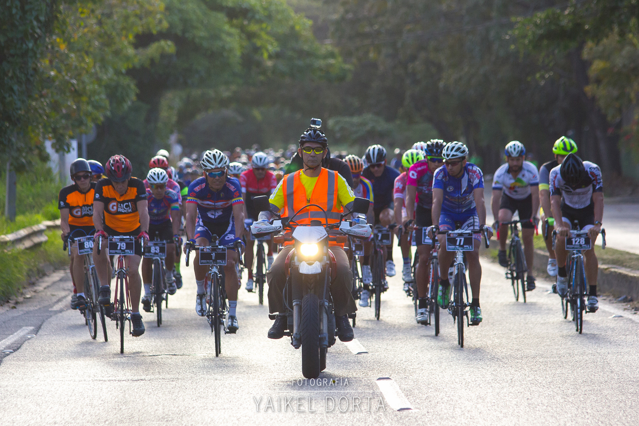 Canon EF 70-300mm F4-5.6 IS USM sample photo. Gatorade caracas bici rock 2017 photography