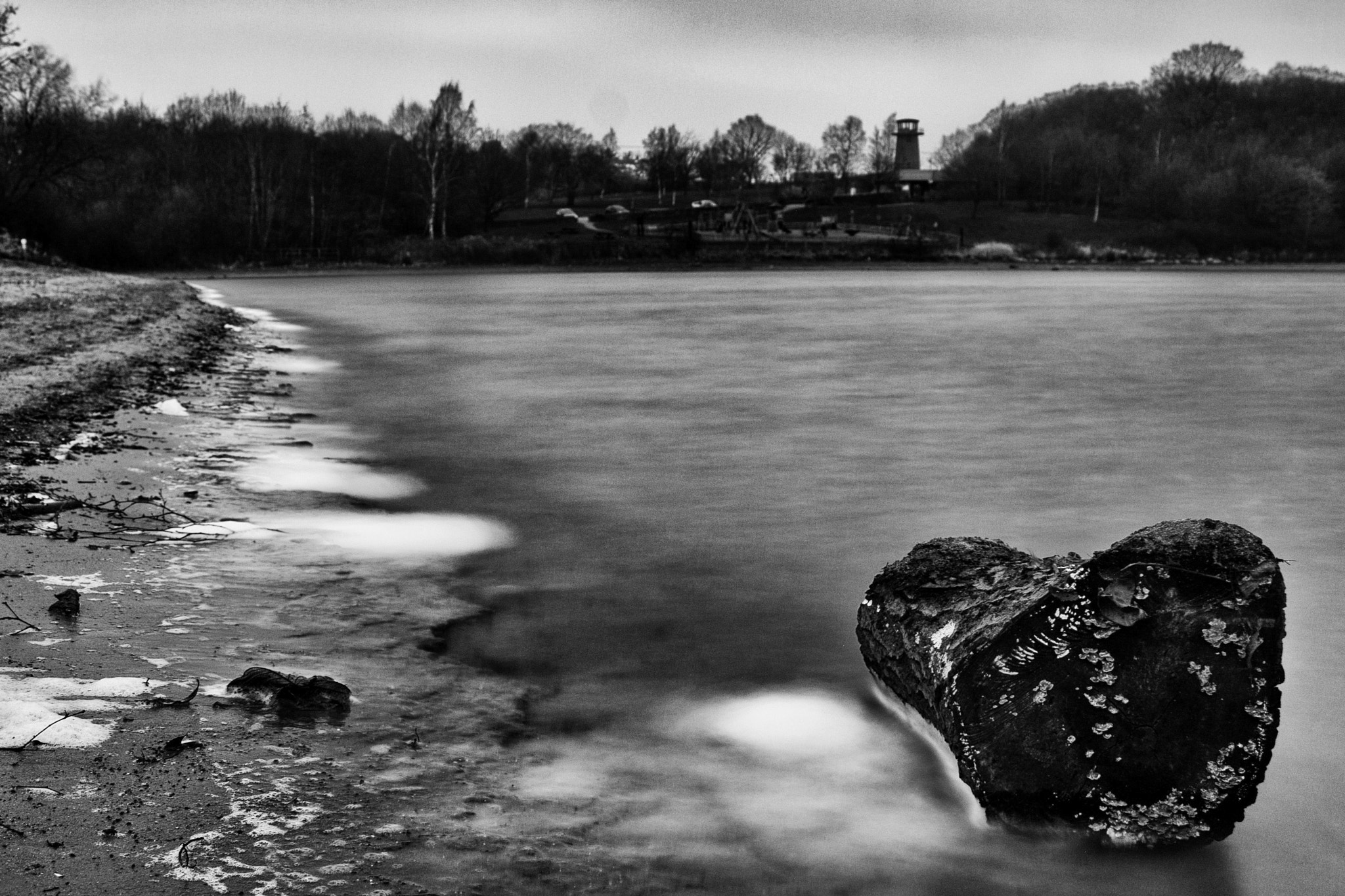 Canon EOS 40D sample photo. Long exposed log photography