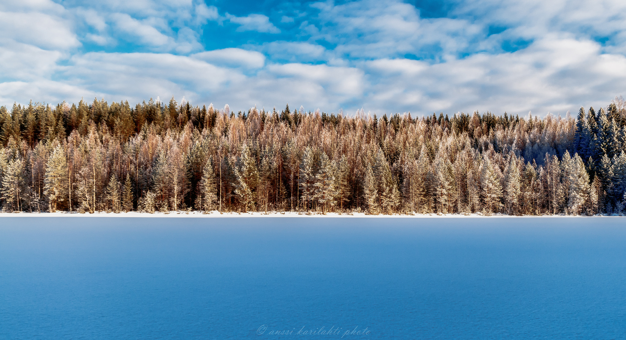 Nikon D300 + Sigma 10-20mm F3.5 EX DC HSM sample photo. Winter lake photography