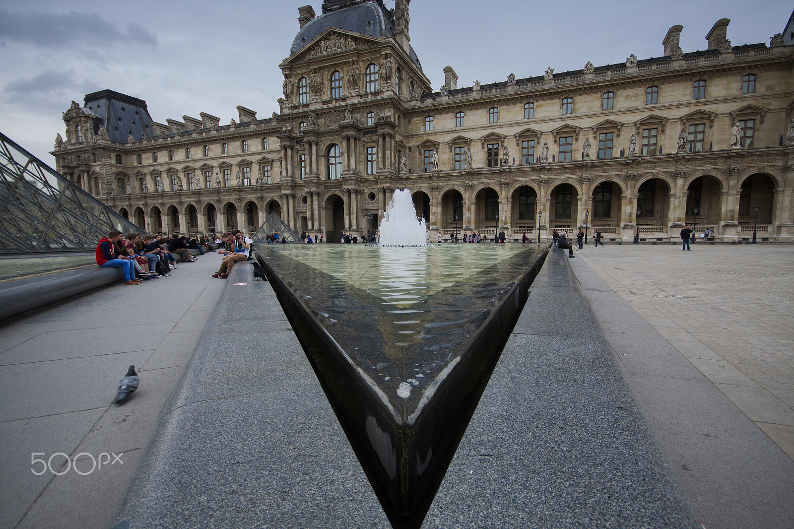 Canon EOS 50D + Sigma 10-20mm F4-5.6 EX DC HSM sample photo. Louvre museum photography