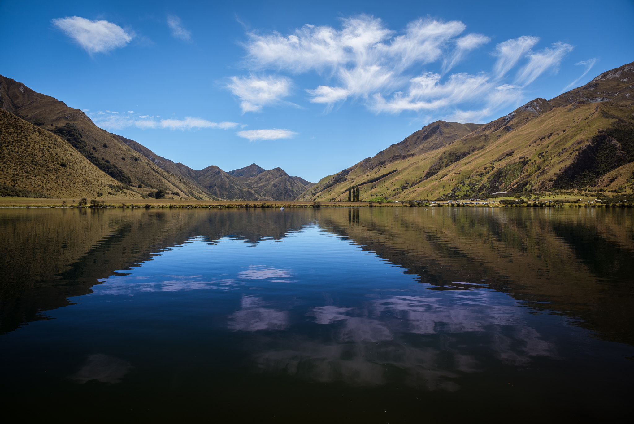 Nikon D750 + AF Nikkor 20mm f/2.8 sample photo. On glass photography