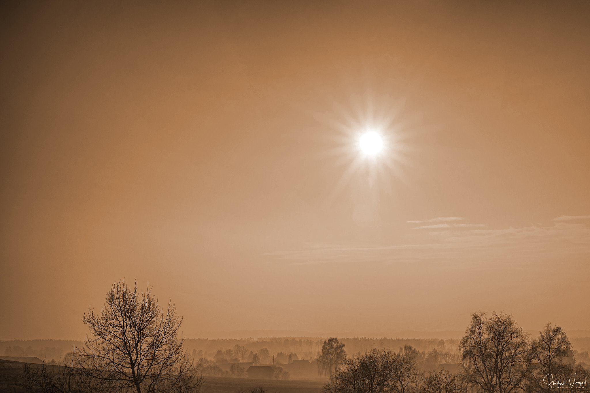 Nikon AF-S Nikkor 24-120mm F4G ED VR sample photo. Air pollution photography