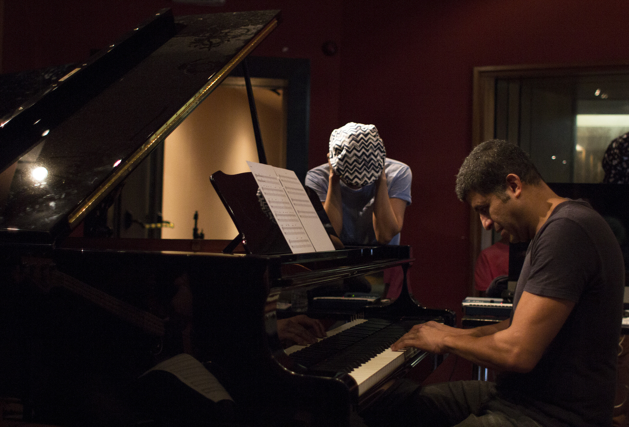 Canon EOS 60D + Canon EF 28mm F1.8 USM sample photo. Soul music photography