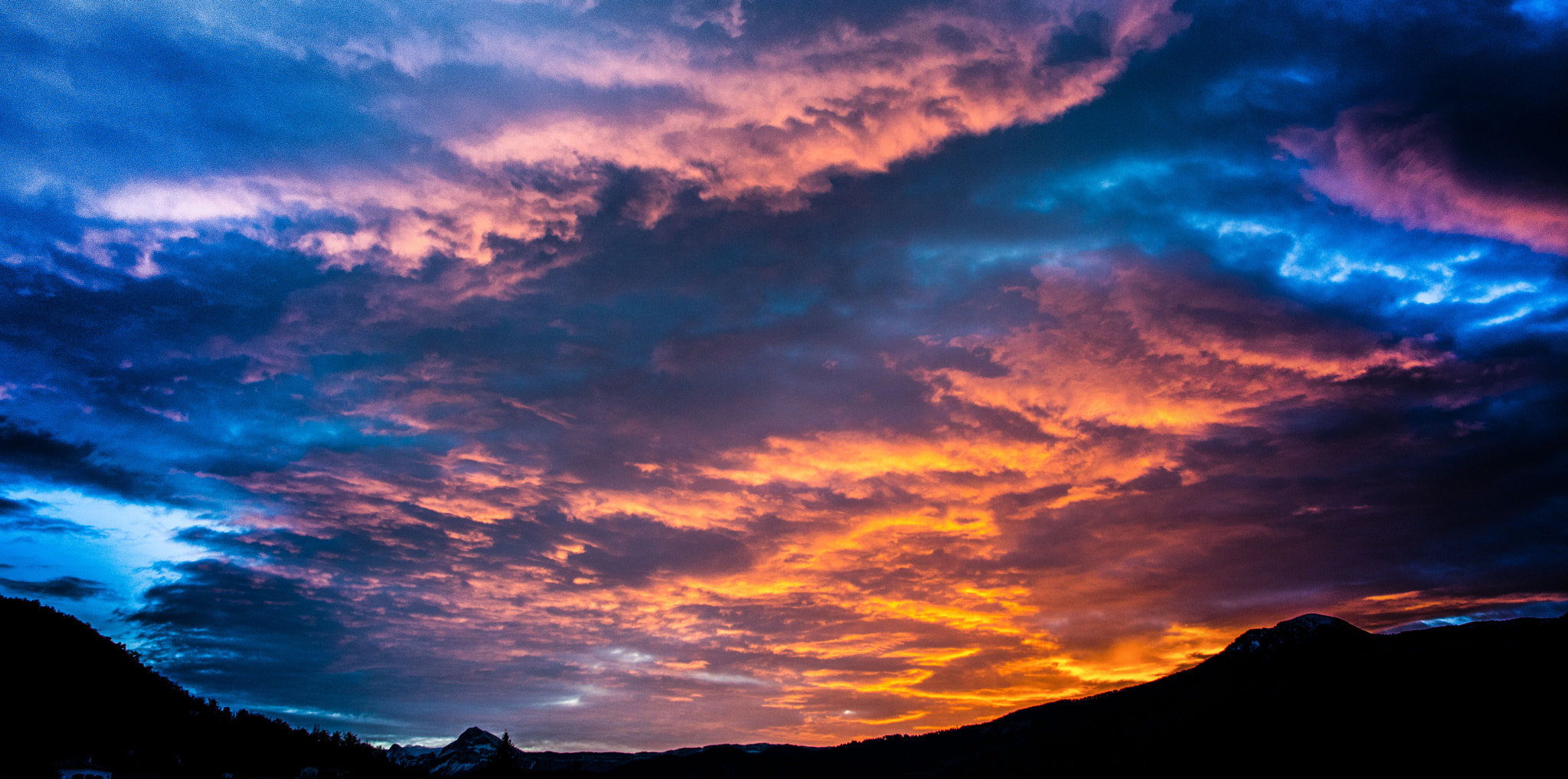 Nikon D3200 + Nikon PC-E Nikkor 24mm F3.5D ED Tilt-Shift sample photo. Sunrise photography