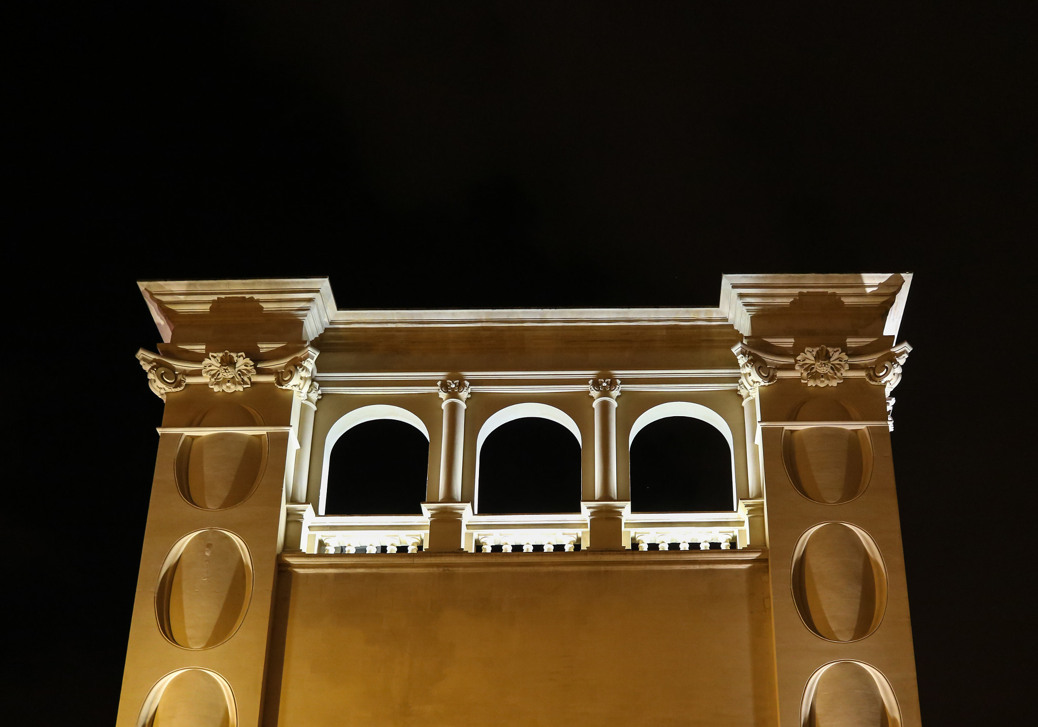 Canon EF-S 24mm F2.8 STM sample photo. Il sedile photography