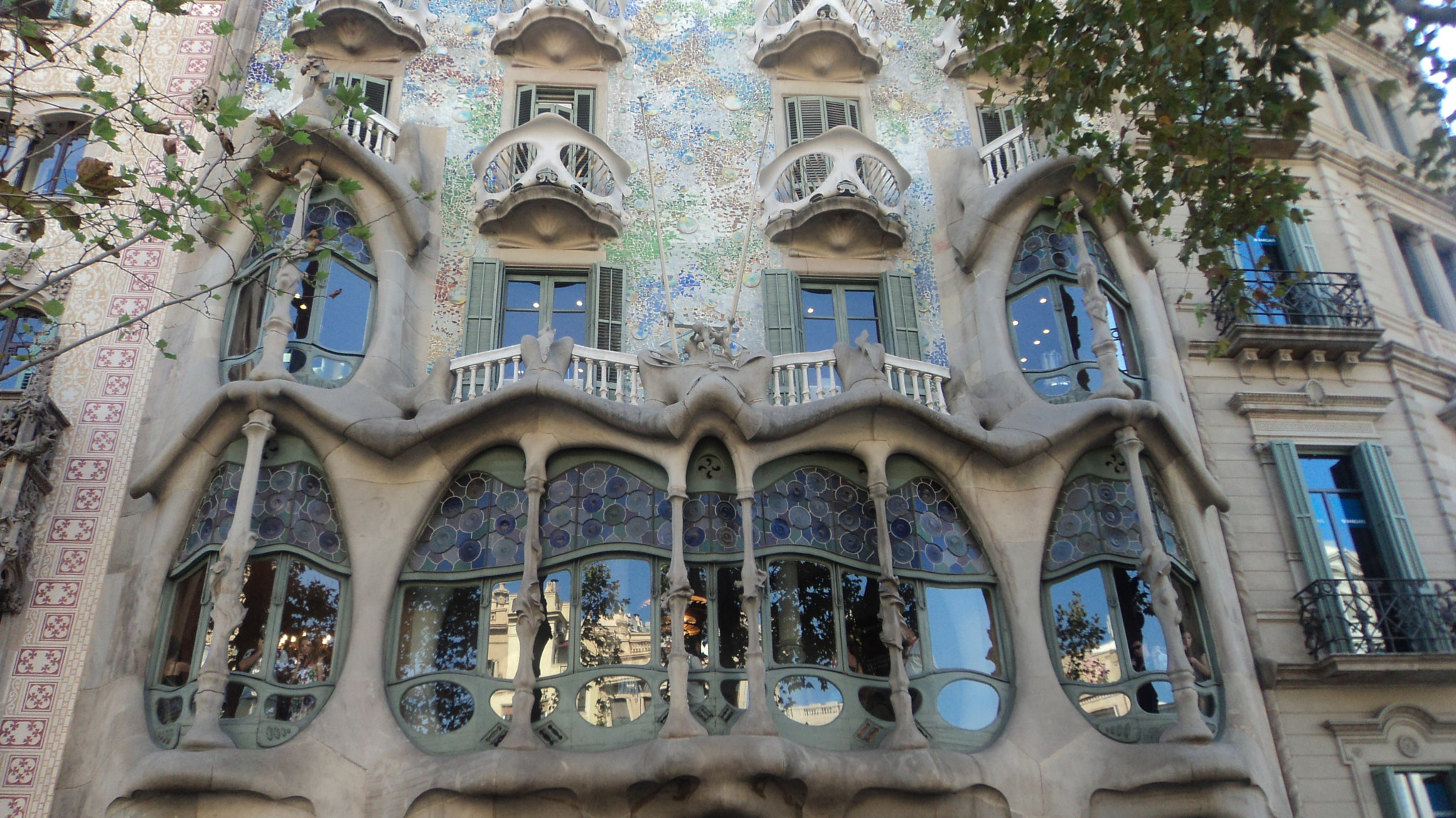 Sony Cyber-shot DSC-W310 sample photo. In love with casa batlló's facade photography