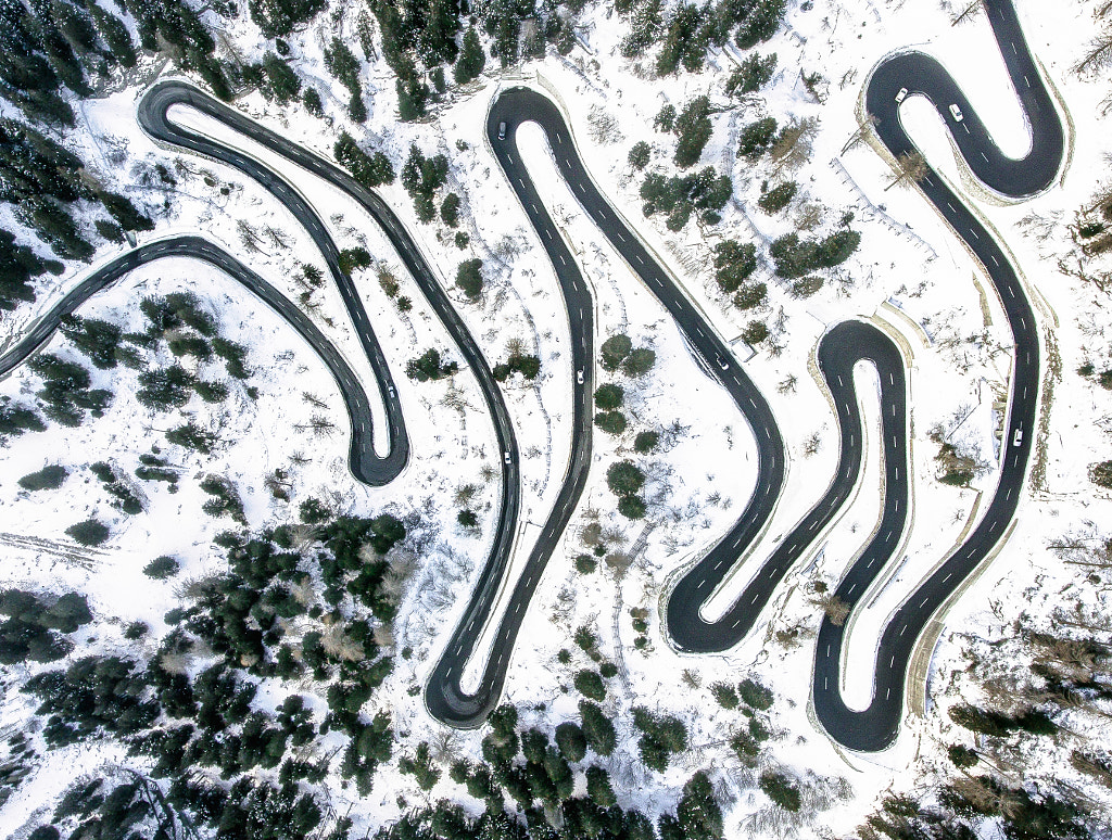 Windy road by Chris Herzog on 500px.com