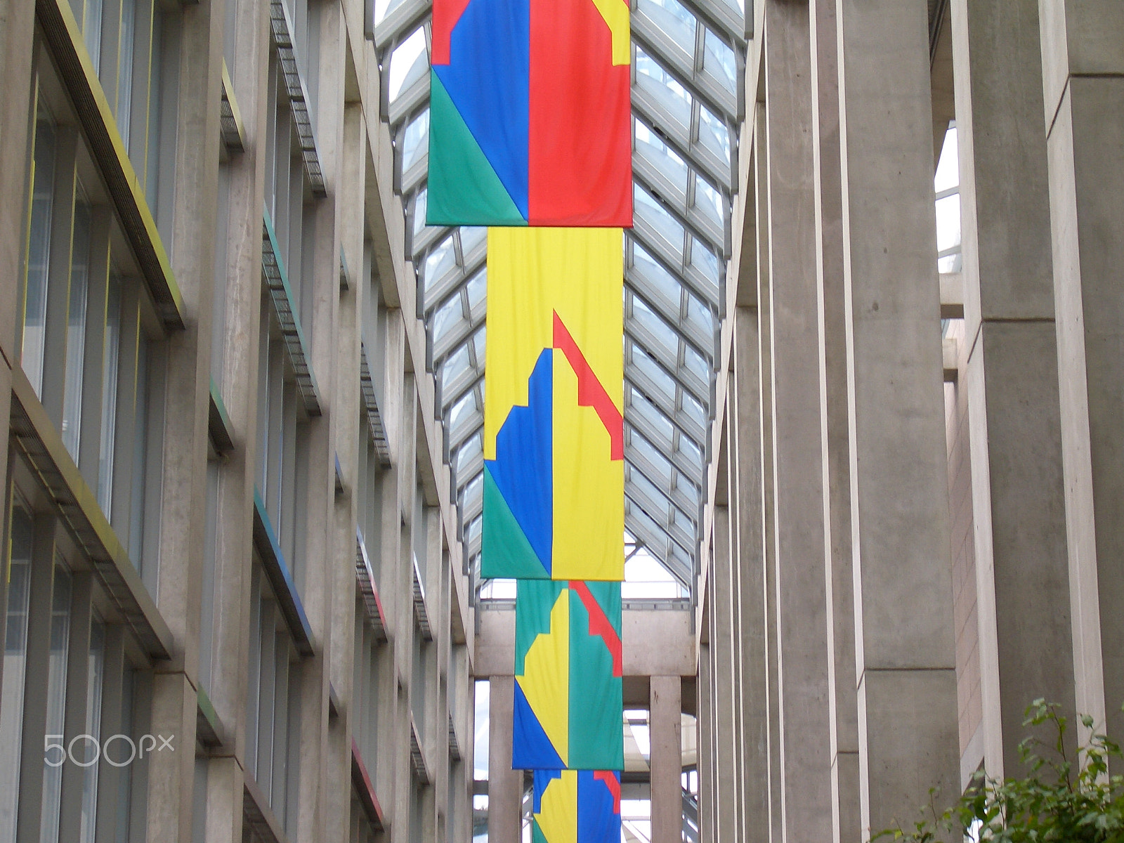CASIO EX-Z55 sample photo. Ceiling flags photography