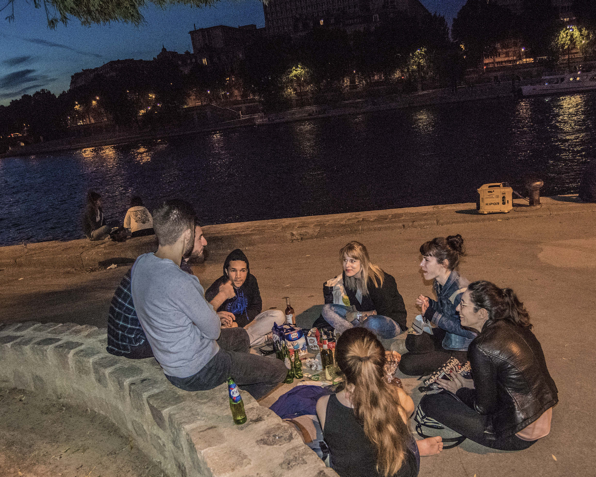 Nikon D810 sample photo. Friday night sidewalk party photography