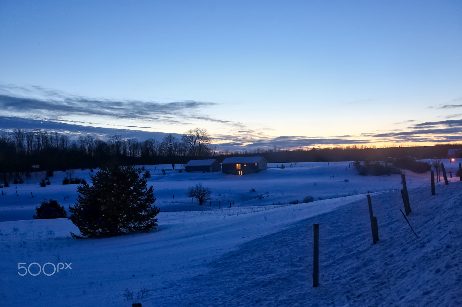 Canon EOS 6D + Tamron SP 45mm F1.8 Di VC USD sample photo. Lone house in snow landscape photography