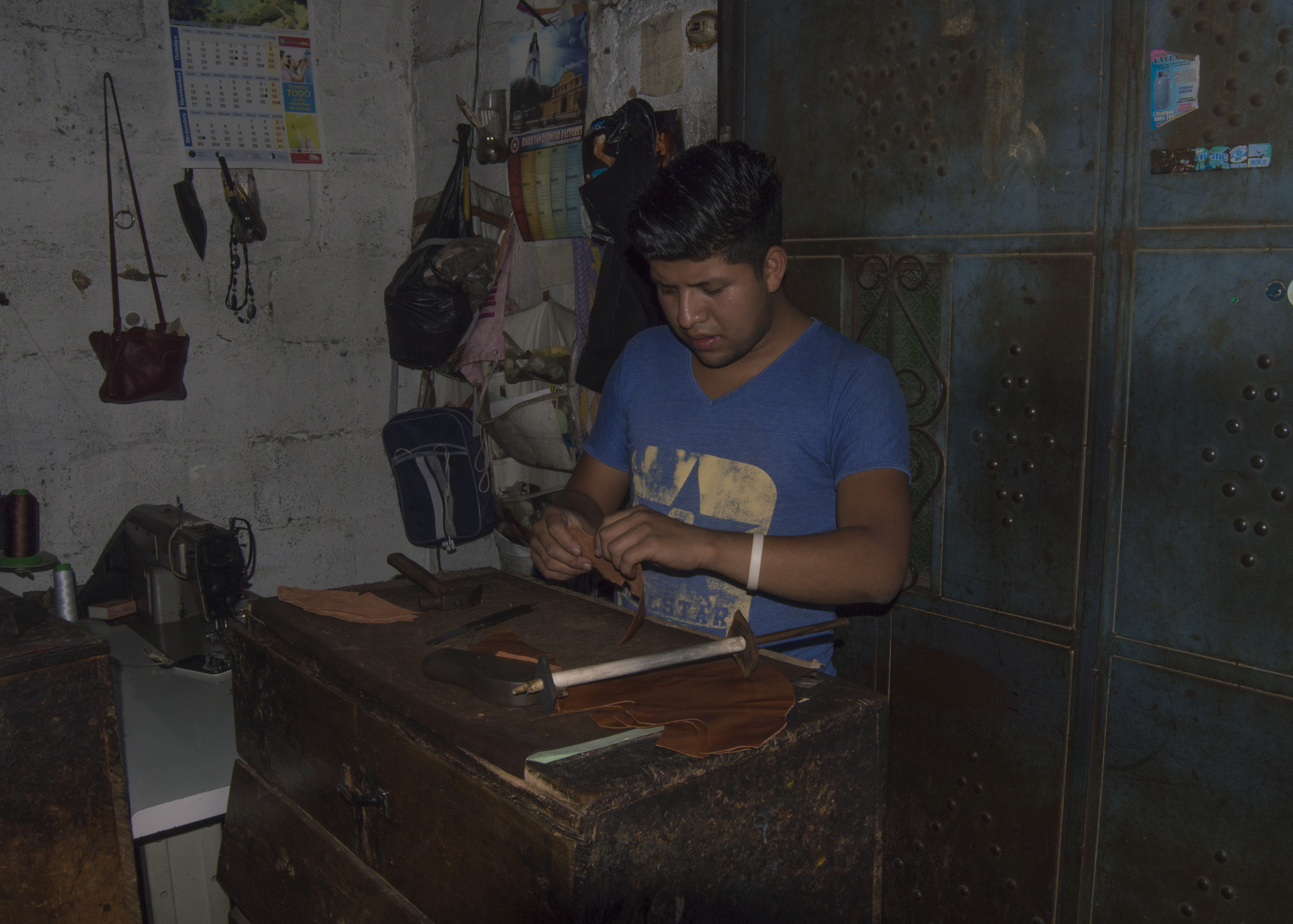 Nikon D3200 sample photo. Leather boot maker in pastores photography