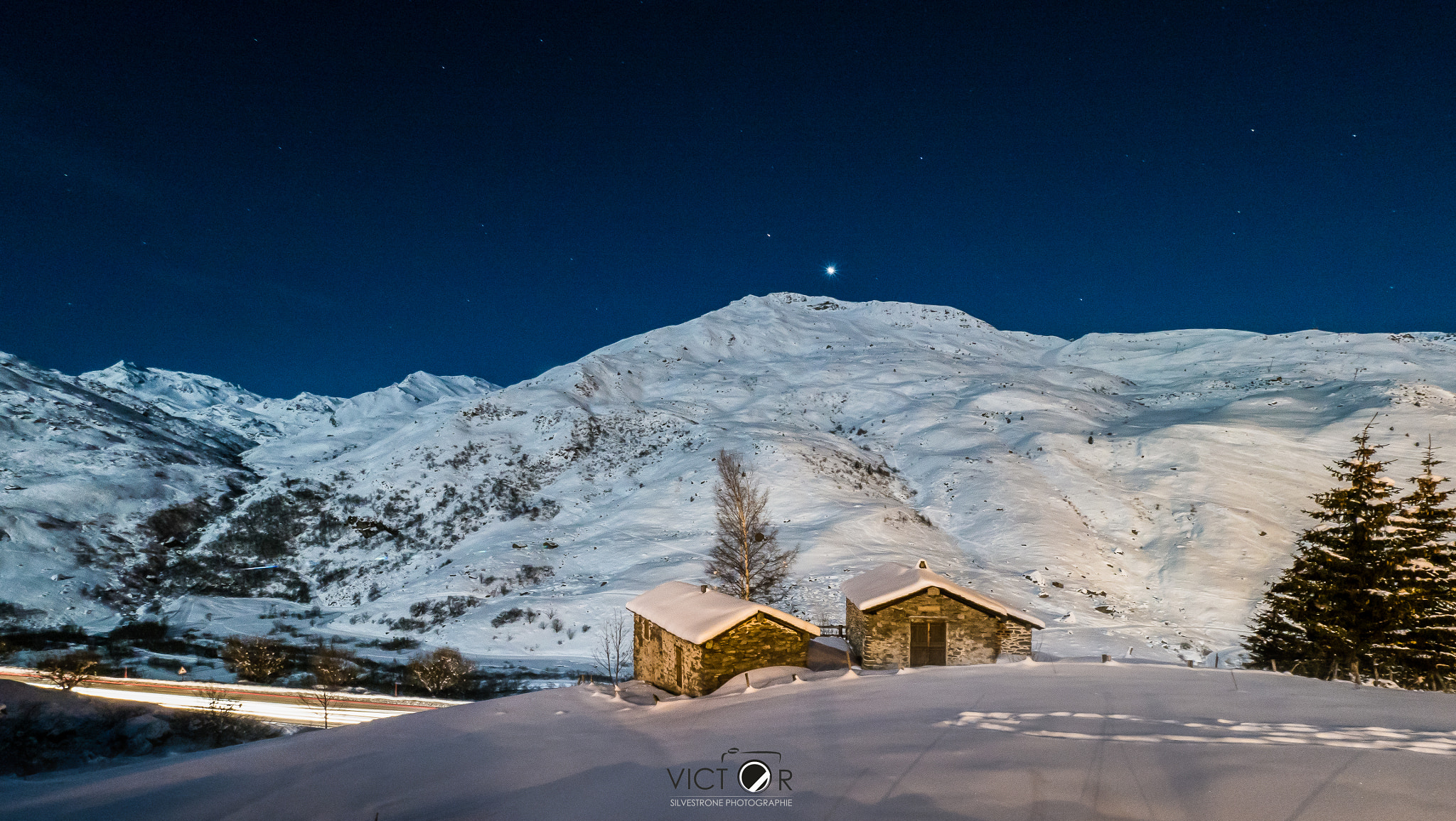 Olympus OM-D E-M5 II + Olympus M.Zuiko Digital ED 7-14mm F2.8 PRO sample photo. La petite maison de la montagne photography