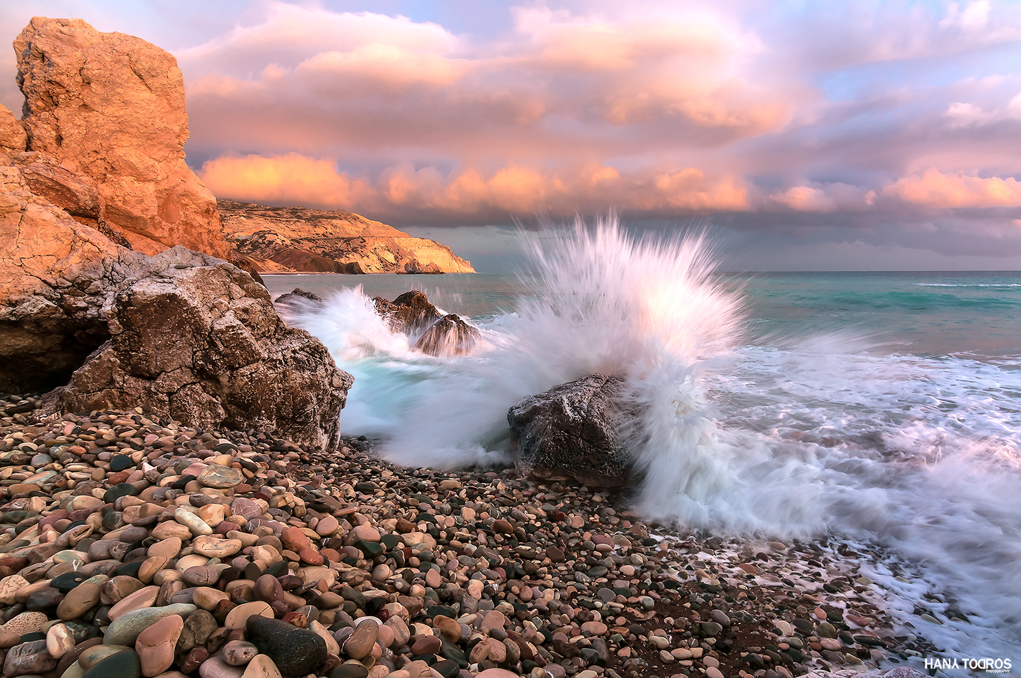 Tokina AT-X Pro 11-16mm F2.8 DX sample photo. The irritated waves photography