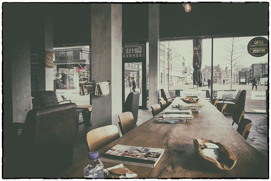Tamron SP AF 17-50mm F2.8 XR Di II LD Aspherical (IF) sample photo. Coffeeshop, best  coffee in town photography
