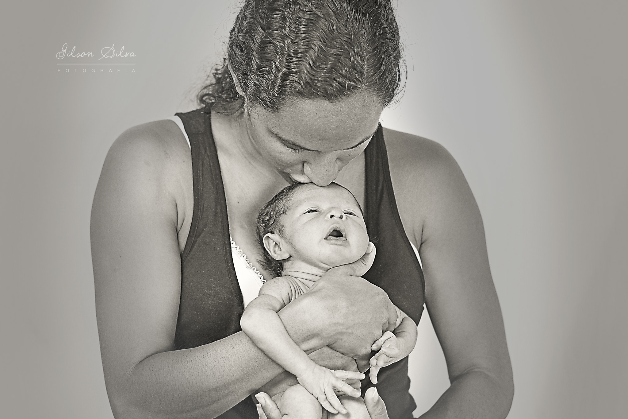 Canon EOS 750D (EOS Rebel T6i / EOS Kiss X8i) sample photo. Newborn photography