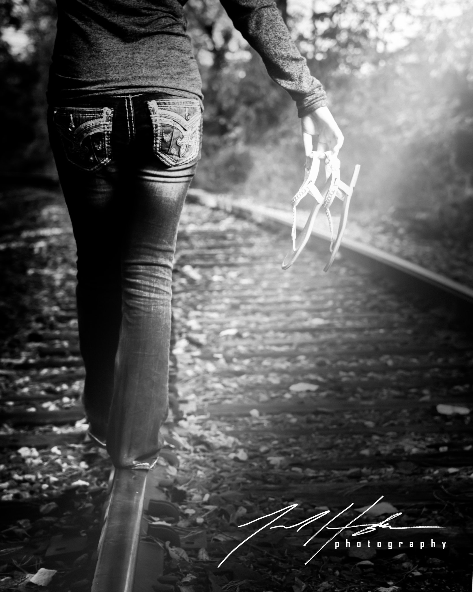 Canon EF 24-85mm F3.5-4.5 USM sample photo. Barefoot photography
