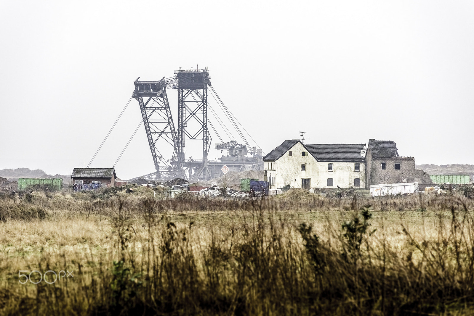 AF Zoom-Nikkor 80-200mm f/2.8 ED sample photo. Garzweiler 5 photography