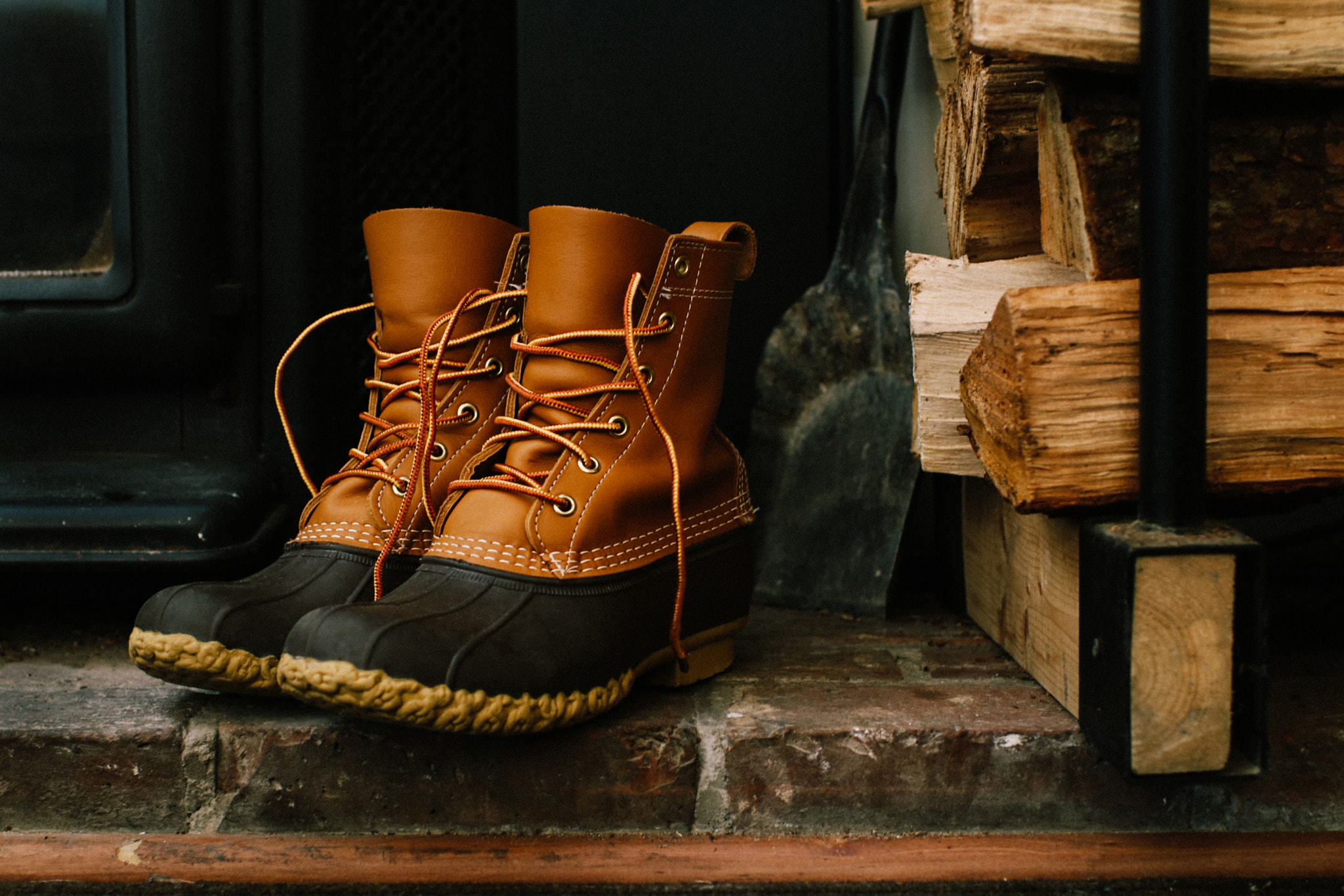 Canon EF 35mm F1.4L USM sample photo. Bean boots v2 photography